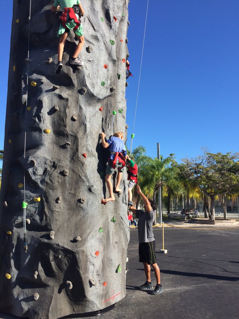 chaneljosephson's tweet photo. BWS 2015 was a success! @NPESharks @npebws2015 @collierschools #ccpsproud https://t.co/XY5waSA6IN