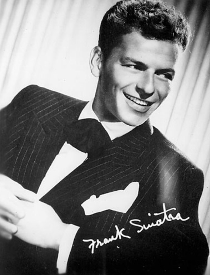 ziaTata72's tweet photo. I've got you under my skin...
#HappyBirthday in heaven, mister #TheVoice 🎼🎶🎵🎤💿
#FrankSinatra
#100yearsofsinatra https://t.co/f4X7Do7F25