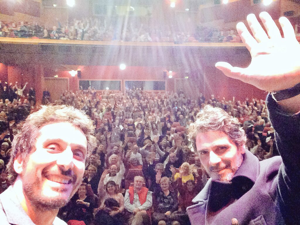 vincentelbaz's tweet photo. Toujours Cannes deuxième salle merci!!
#JeCompteSurVous  #FilmImportant  #jaiunetetedeconsurlaphoto https://t.co/zXJehBoE3m