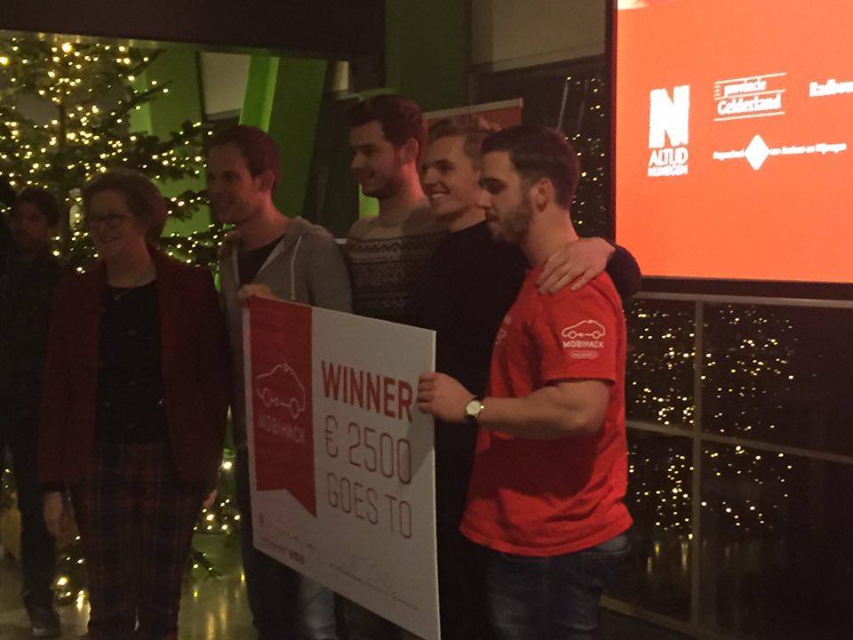 mobihackathon's tweet photo. Meet de winners of #Mobihack 1. Cortisol Solutions 2. Ted Team 3. Jingle Bells https://t.co/Xp4THsOfFS