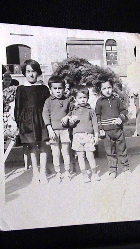 voxpoptr's tweet photo. Büyü de baban sana.
Büyü de büyü. 
Büyüyüp de on yedine geldiğinde baban sana İdamlar alacak.
#ErdalEren https://t.co/lG0EqrIM3o