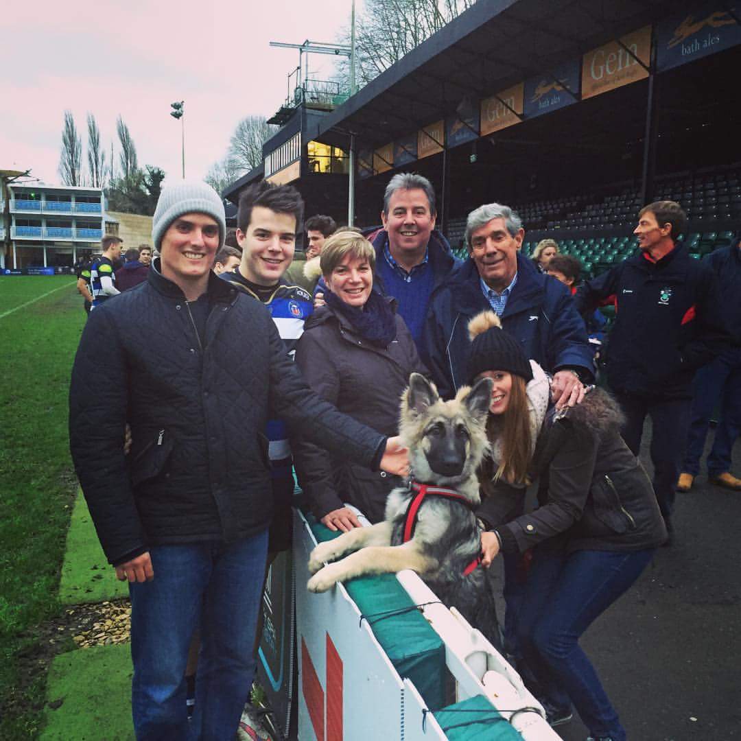 HaverfordwestCC's tweet photo. Pic of the Griffiths clan after @kieran_griff played for Bath 18s vs Quins today #WellDoneKies #WorkOnTheTan https://t.co/hqzgsnr68S