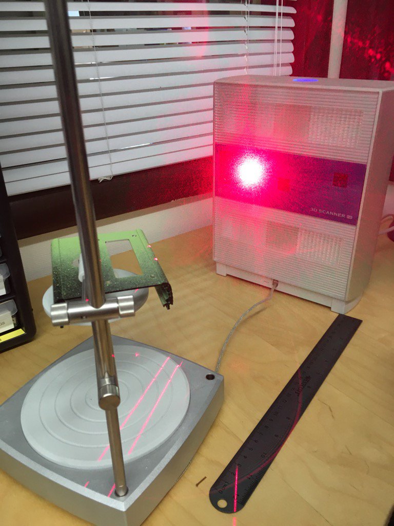 sneaks_hacks's tweet image. The #nextengine scanner never ceases to amaze me