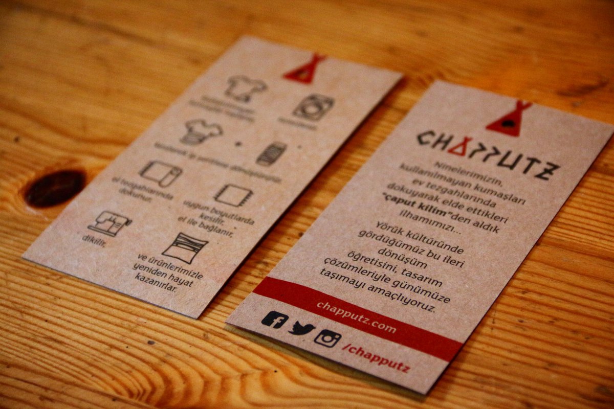 Ninelerimizin kullanılmayan kumaşları ev tezgahlarında dokuyarak elde ettikleri "çaput kilim"den aldık ilhamımızı...