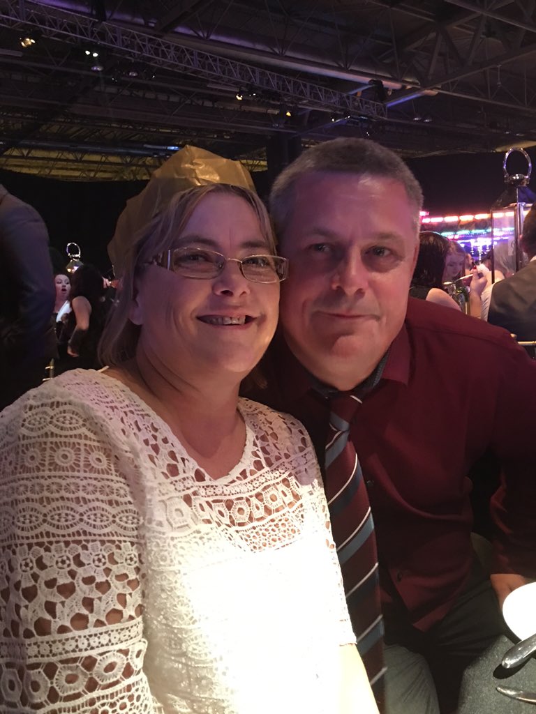 AbbeyDisplay's tweet photo. #necxmas https://t.co/7XHm2uA4YO