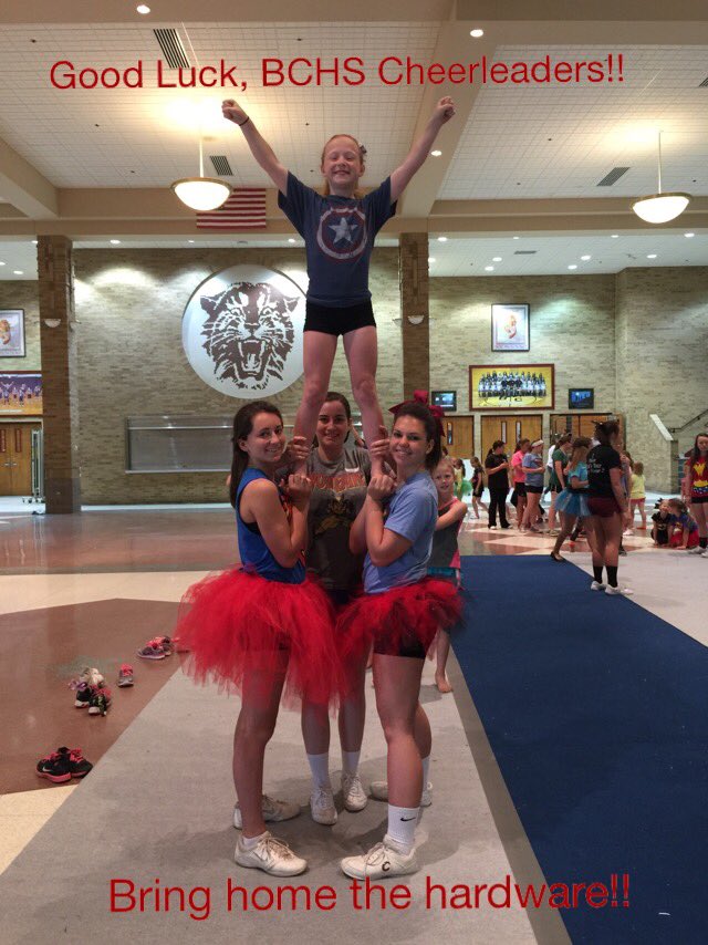 bevluc's tweet photo. Go @BreckCheer! Good luck at state! https://t.co/nx5lfOGHEy