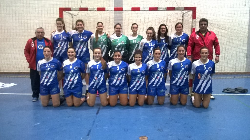 CBMAGUILAS's tweet photo. Y nuestras seniors... Orbitalia BM Aguilas 28-22 AD AbaraneraBuen triunfo en un partido con gran ambiente.#BMA https://t.co/lTXE19rsMR