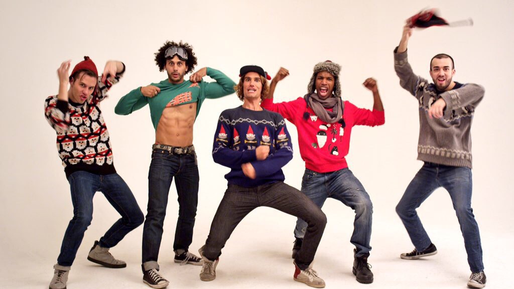 hunkappella's tweet photo. NEW VID: Hunky Holidays y'all!
https://t.co/yALvQJDN0q https://t.co/wpw2dAzokf