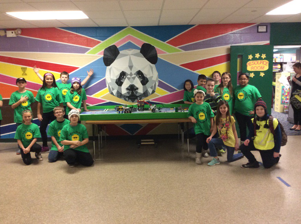 pullmanscience's tweet photo. @PullmanElem @firstlegoleague getting ready for their competition this Sunday at North Branch Middle! https://t.co/iI15noRiks
