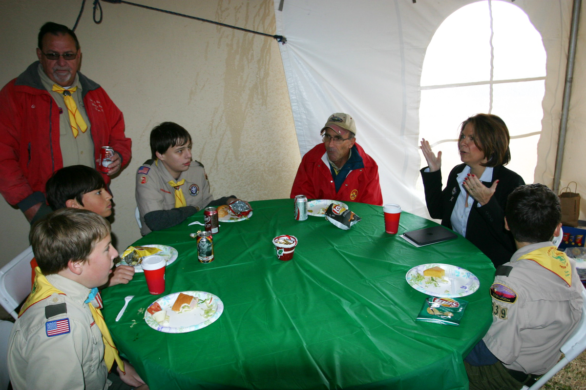 TeamWardPima's tweet photo. #KelliWardAZ taking time to help these scouts with their gov't merit badge. Isn't this the kind of #AZSen you want? https://t.co/POqwf5VACM