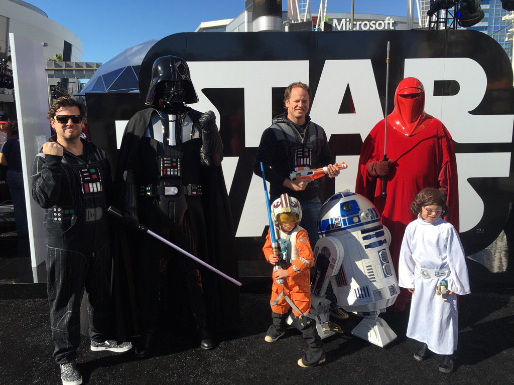 texinla's tweet photo. Star Wars fun @Target @LALIVE event for our client. #ShareTheForce. Force is strong with this one. https://t.co/c7YQBzcMQM