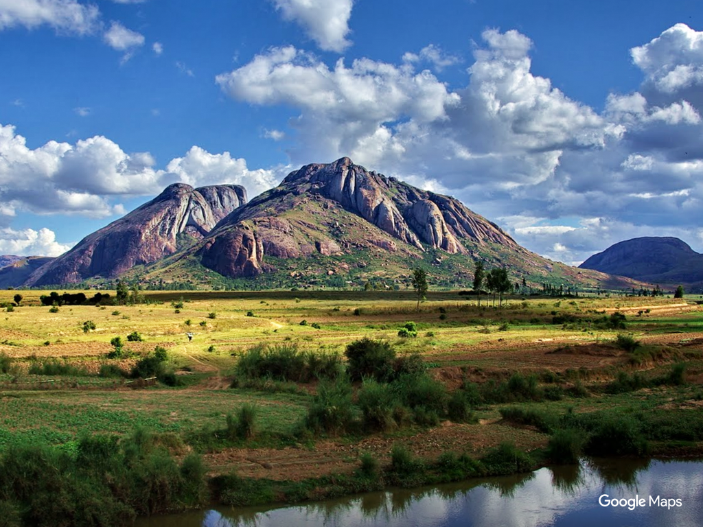 creativewolf_'s tweet photo. Mountains of #Madagascar knuckle down.#googlemap  https://t.co/O30ZUeCbwZ https://t.co/zvLDQgUphD