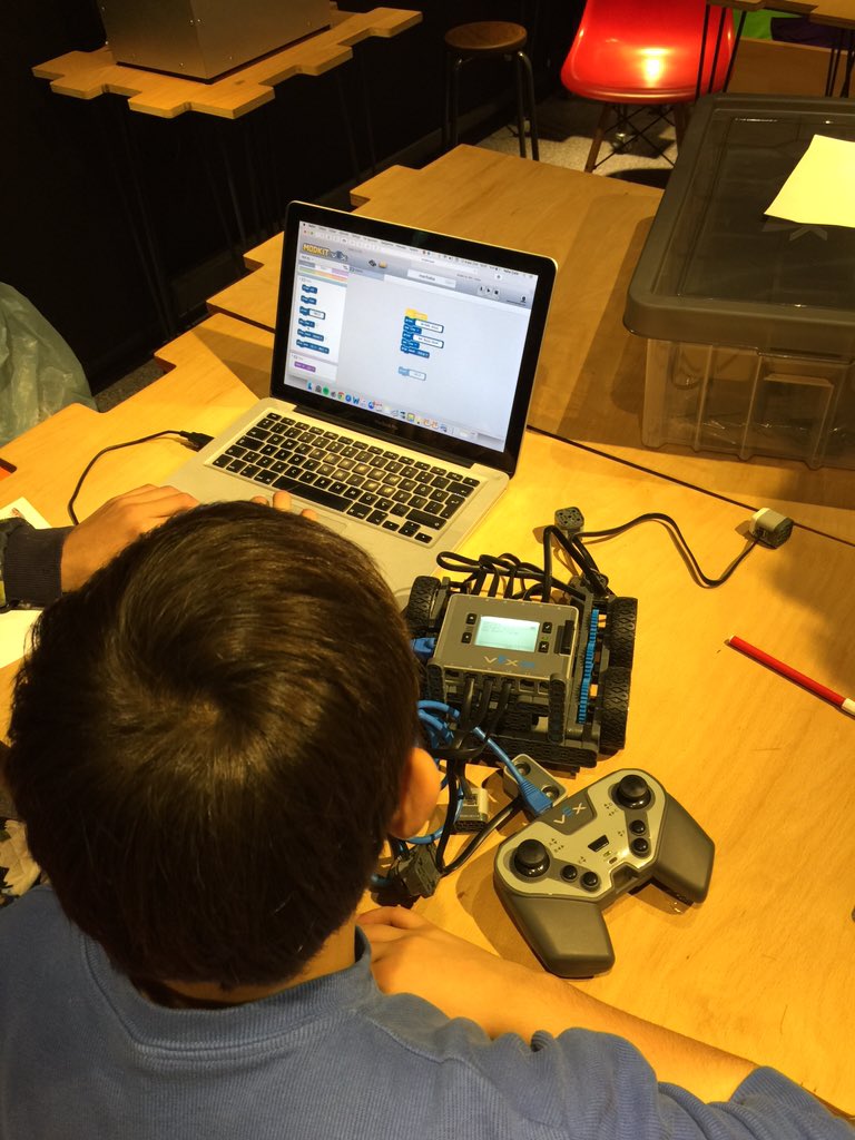 RobotBilim's tweet image. Günün Özeti #RobotBilim #VEXIQ #Robot #BilmekYapmaktır