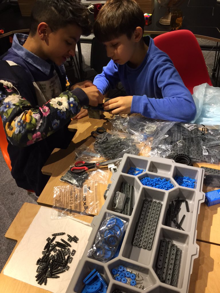 RobotBilim's tweet image. Günün Özeti #RobotBilim #VEXIQ #Robot #BilmekYapmaktır