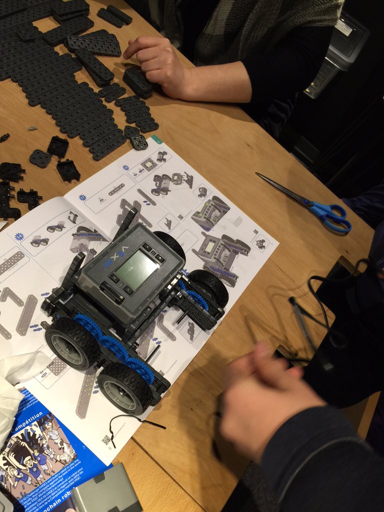 RobotBilim's tweet image. Günün Özeti #RobotBilim #VEXIQ #Robot #BilmekYapmaktır