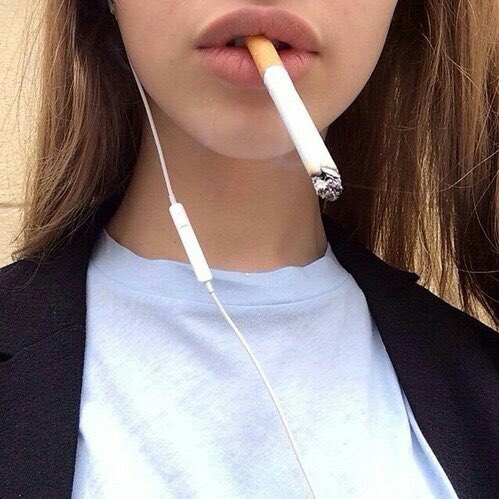 TPV1234's tweet photo. 🚬🚬🚬✨ https://t.co/PWhF2x6L4f