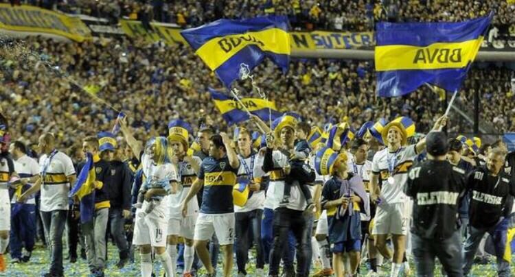 pichyerbes's tweet photo. Feliz día a todos los hinchas de boca !! https://t.co/zYQr7pmmCe