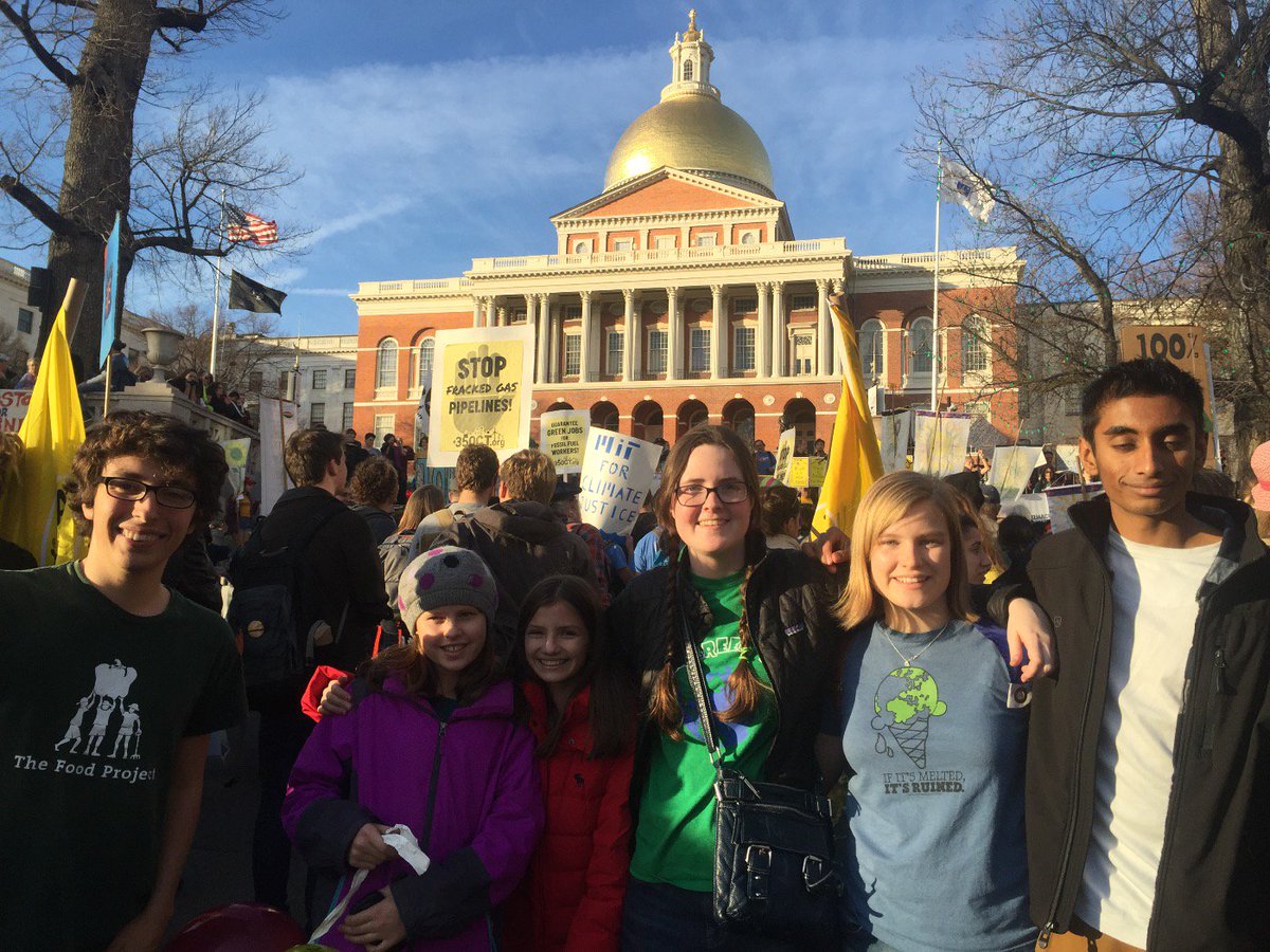 Pingree divestment and climate justice activists at the #JobsJusticeClimate rally in Boston today. #ProudlyPingree