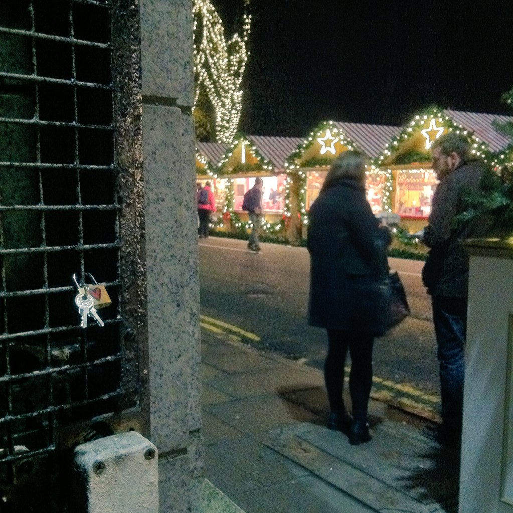 dymagate's tweet photo. #dymagate #aberdeen #padlockbombing #project #freelove #padlock #streetart #scotland #dosomethingspecial #aberdeen https://t.co/L76jtO5r68