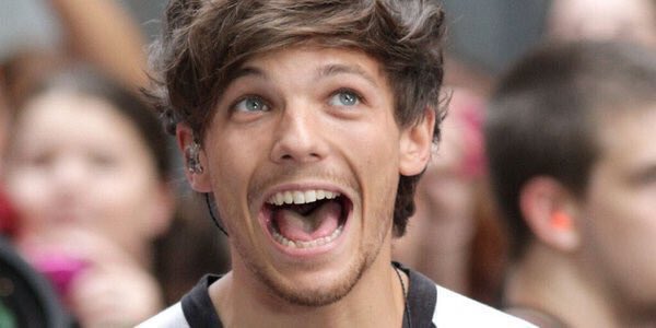 HSxPerfection_'s tweet photo. when you see this trend and realize it's fake.
me:
#Thanks1DForInfinityVideo https://t.co/NnfXuSvEWh