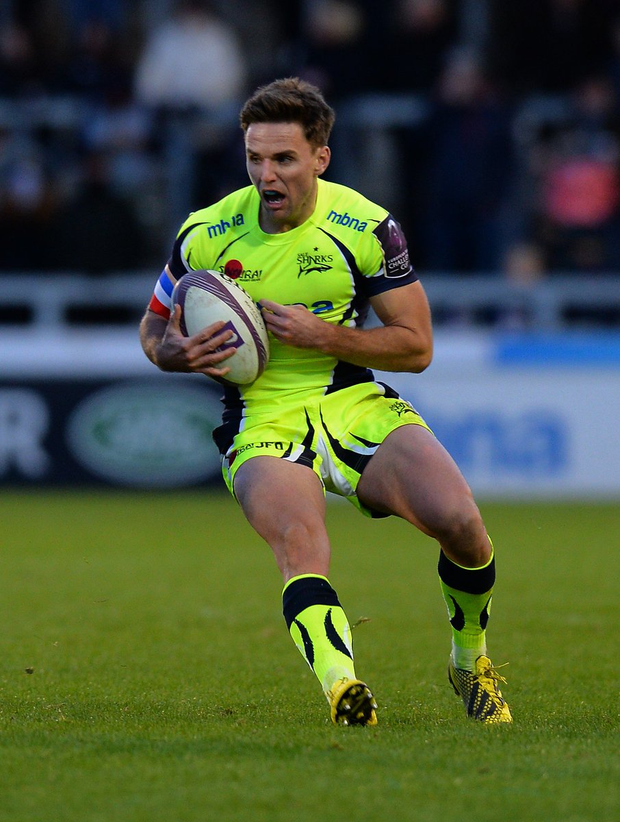 premrugby's tweet photo. FT: A late penalty try does the trick for @SaleSharksRugby who beat Castres 17-10 in France for a famous victory. https://t.co/VEmt3b7yJH