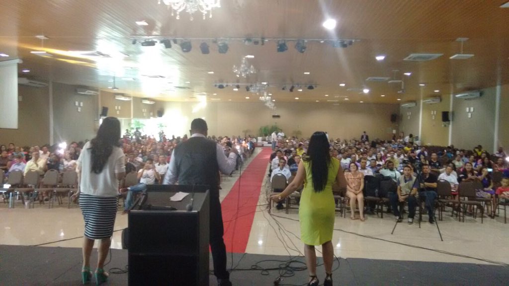 OnildoL's tweet photo. Lançamento do projeto Líderes de Esperança 2016 para os líderes de Teresina. Participação do Art Trio.
M. PIAUIENSE. https://t.co/jVO8Zyezl5