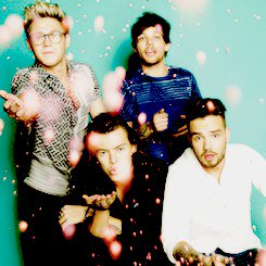 hiccup_larry's tweet photo. 2 нг оформы с 1D

#MTVSTARS One Direction https://t.co/iwBgsvHiVC
