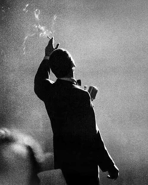 ig_mendi's tweet photo. #100yearsofsinatra https://t.co/Vj1AC9byR5