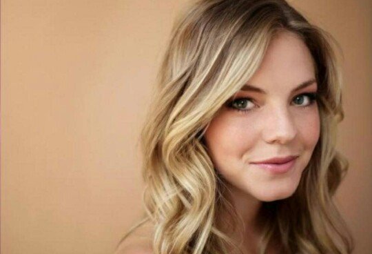 SE BUSCA.
➡KATE KAVANAGH⬅
¿Un RT para difundir?
⏩Fav si estas interesado.