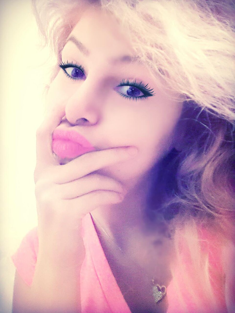merve45678890 tweet picture