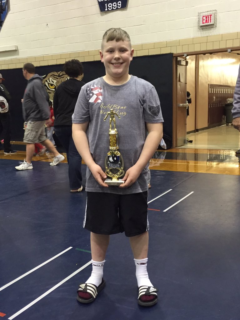 Pavsquatch's tweet image. Representing @GoldBearUSA