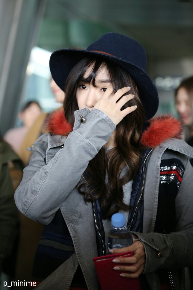 [PIC][13-12-2015]SNSD trở về Hàn Quốc vào sáng nay CWE19SuUYAALILg