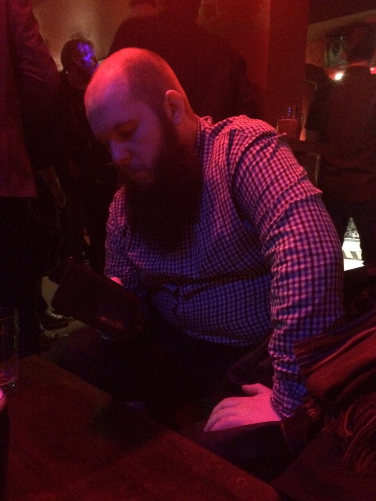 RattlingBones's tweet image. @Oborot_en_Metus Y SO SERIOUS? #thethinkingman