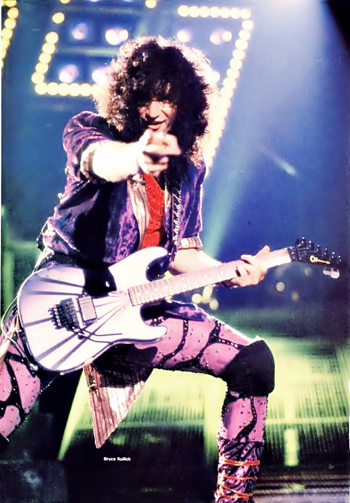 Happy Birthday!!Bruce kulick 