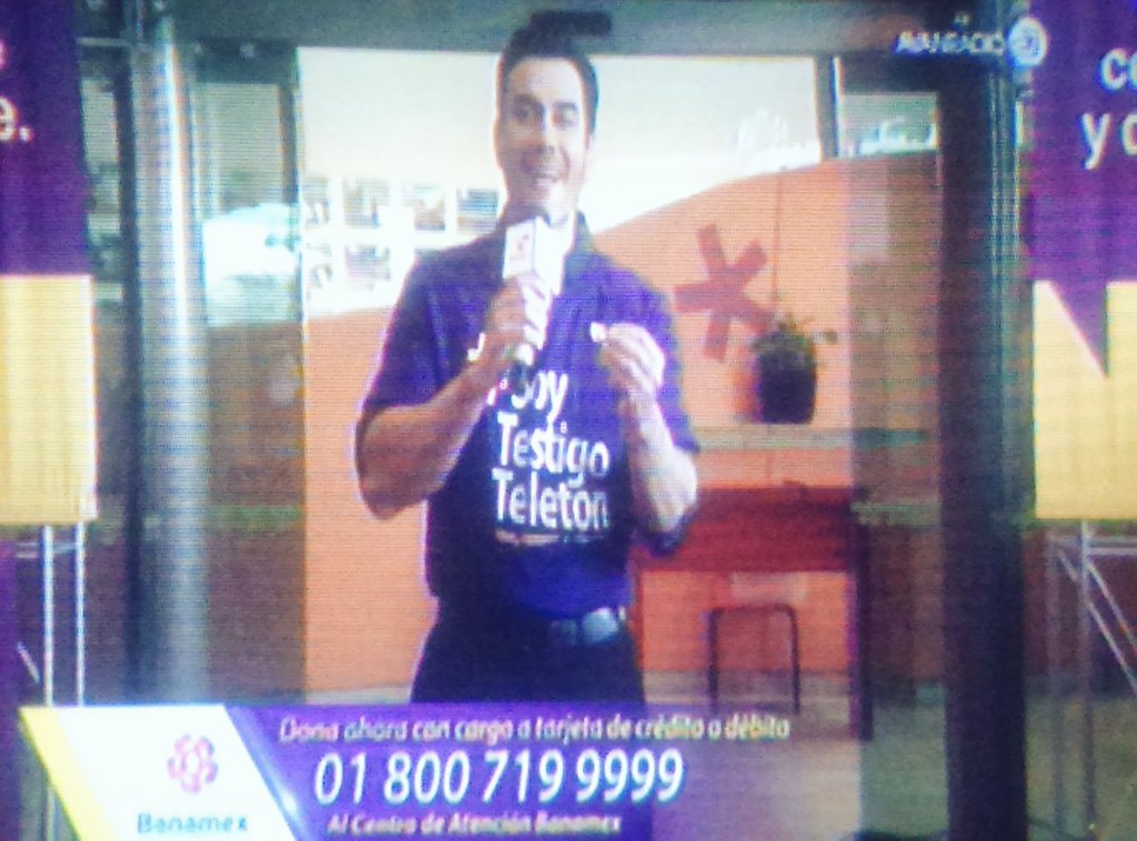 MariVera18's tweet image. Guapísimo @davidzepeda1 😘💜 en #Teleton2015 #SoyTestigoTeleton 😄😍