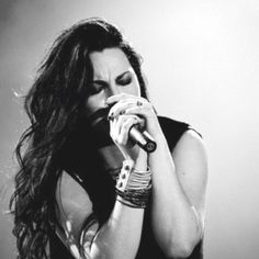 Happy birthday Amy Lee <3 