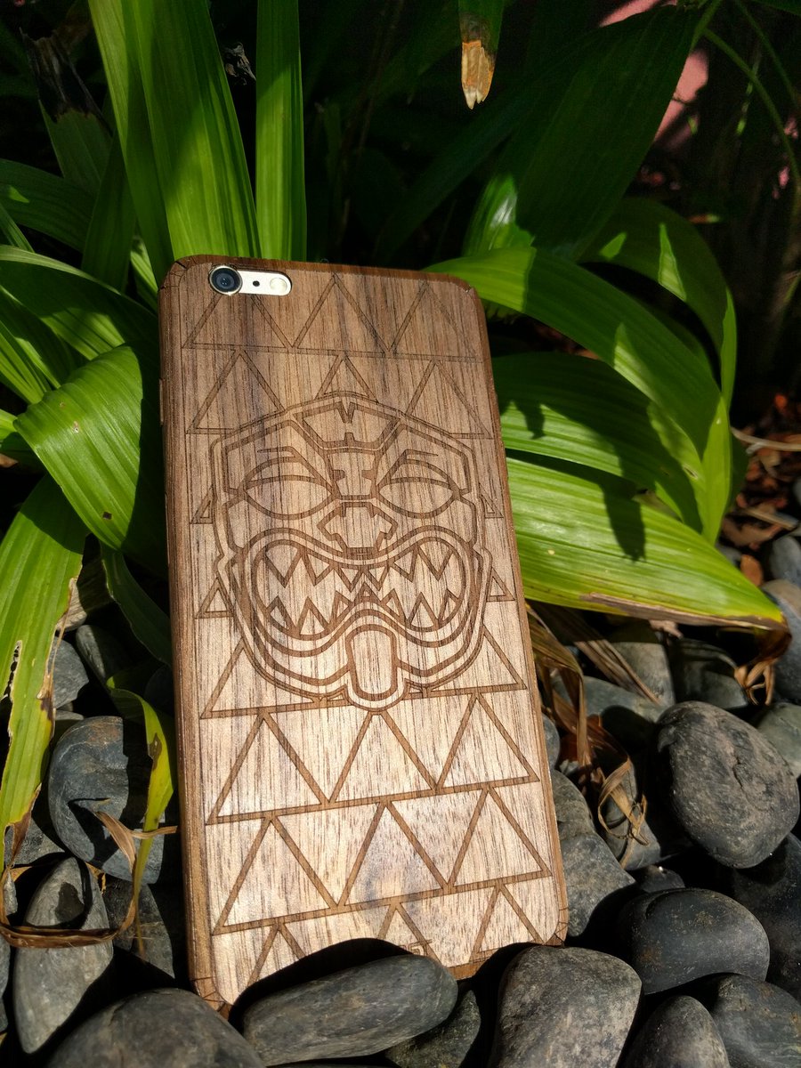 jomboy808's tweet photo. Hana hou! (once again) @Toastmade has done it again! #toastmade #wooden #iphone6splus #iPhone6s #iphone #hawaii https://t.co/2Coa9Ny5je