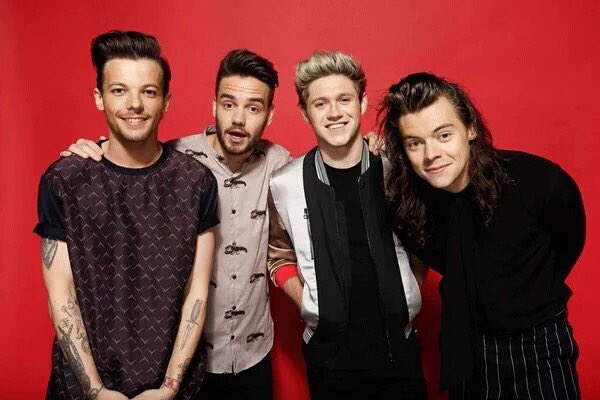 Marissa12272000's tweet photo. #MTVStars One Direction #1DAFVoteAttack #SabadoDeGanarSeguidores https://t.co/qWXT3mrvYR