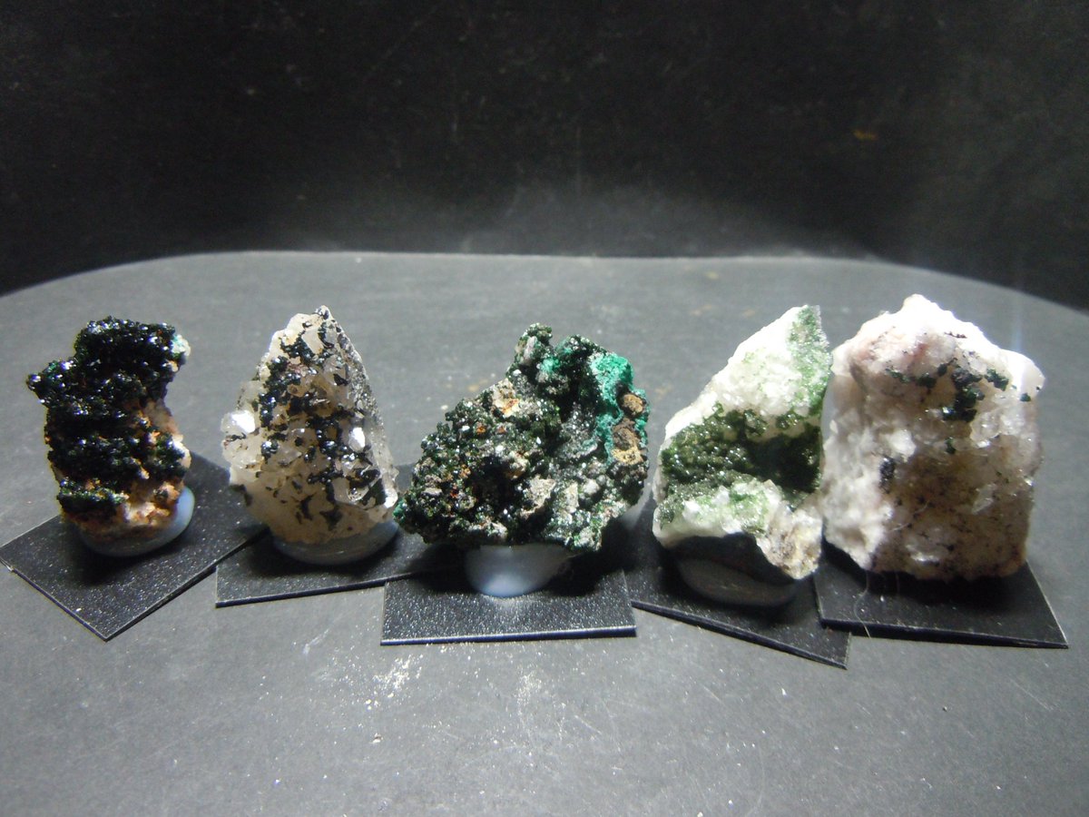 MineralCyLVALL's tweet photo. #Libethenita (#Libethenite) - Miguel Vacas, #Portugal - #PORTUGUESE #MINERAL https://t.co/GpCTGoNo1w https://t.co/8xfRTqt6XN