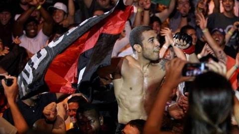 papumck's tweet photo. O REI 👑
#UFC194 #TheKing ArrebentaAldo #PraCimaDeleAldo #EquipeAldo #TeamAldo #AndStill https://t.co/tJCiWqWm5E