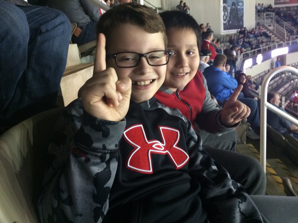 scorpio3dem's tweet photo. Loving their first Fuel time #fuelify https://t.co/dZxoXdxZea