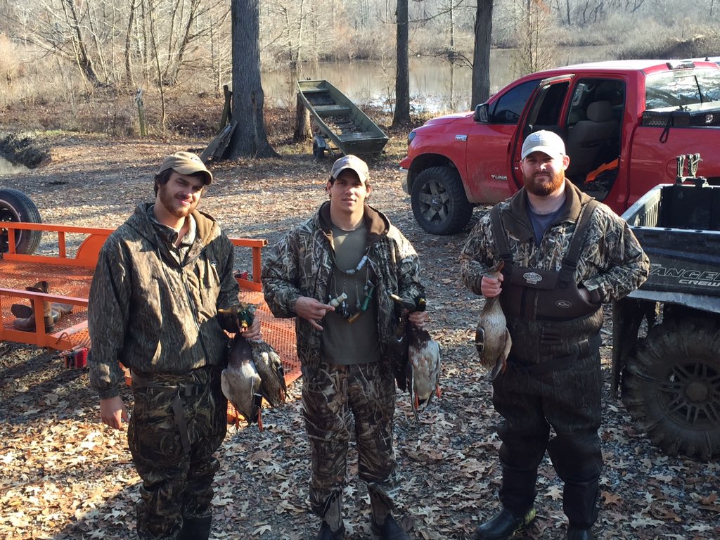 WesBottom's tweet image. Just a slow day in TN. #WesBottom