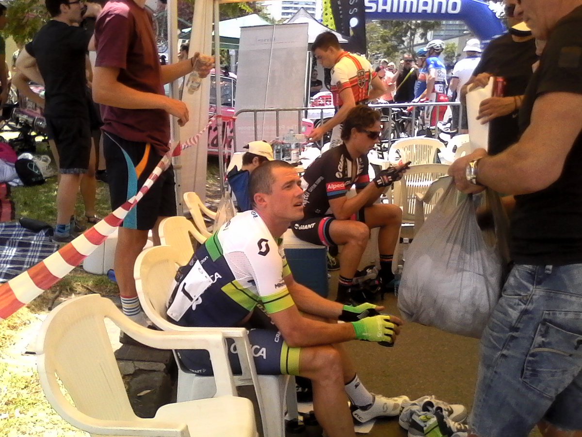 Lycra_Loony's tweet photo. Relaxing before the race. @simongerrans @koendekort #Supercrits https://t.co/pVjWn7N7G2