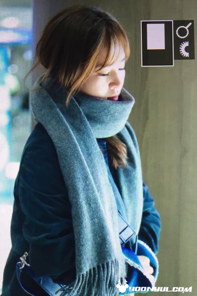 [PIC][13-12-2015]SNSD trở về Hàn Quốc vào sáng nay CWEv0gpUYAEg5tX