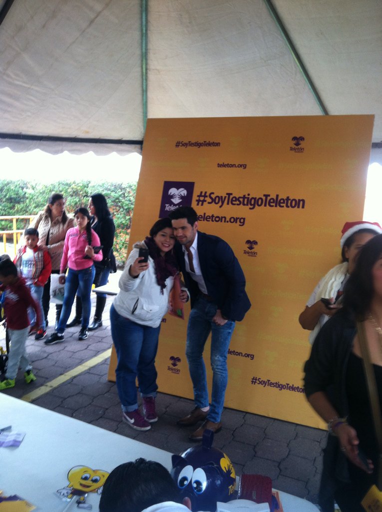 LaVidaDeUnFan's tweet photo. #SoyTestigoTeleton @EleazarGomez33 https://t.co/xessFQA5Xa