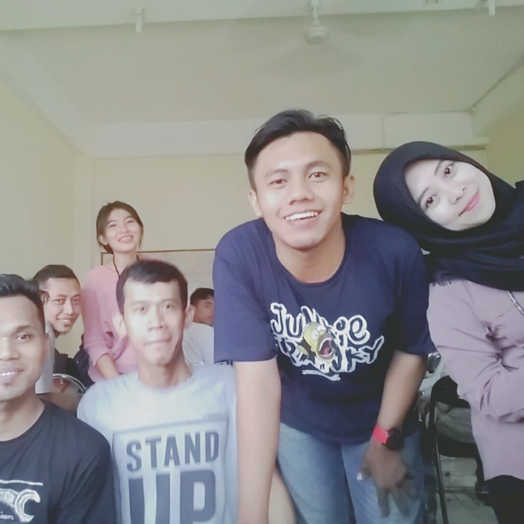 eko_nsp's tweet photo. Classmates 😊 https://t.co/dSHAQ1DYt6