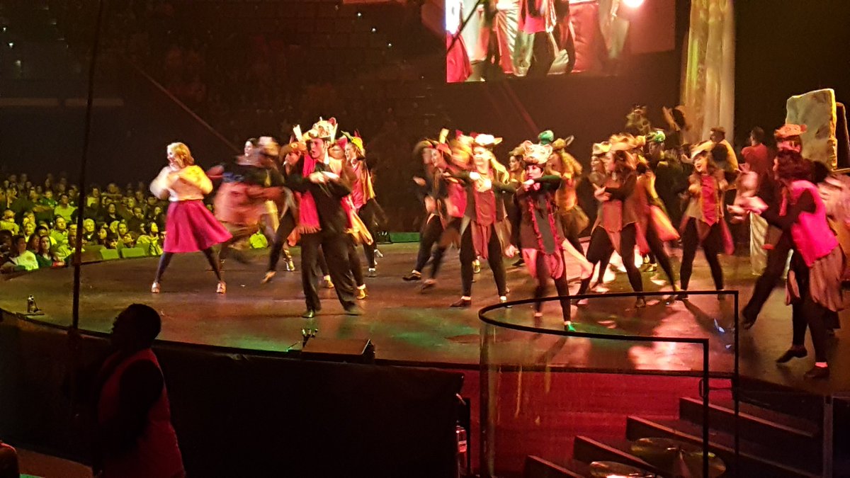 ChristianPWhite's tweet photo. @GatewayPeople Awesome Christmas Program #Truthical Tonight!! #MerryChristmas https://t.co/CP1wwlhGQD
