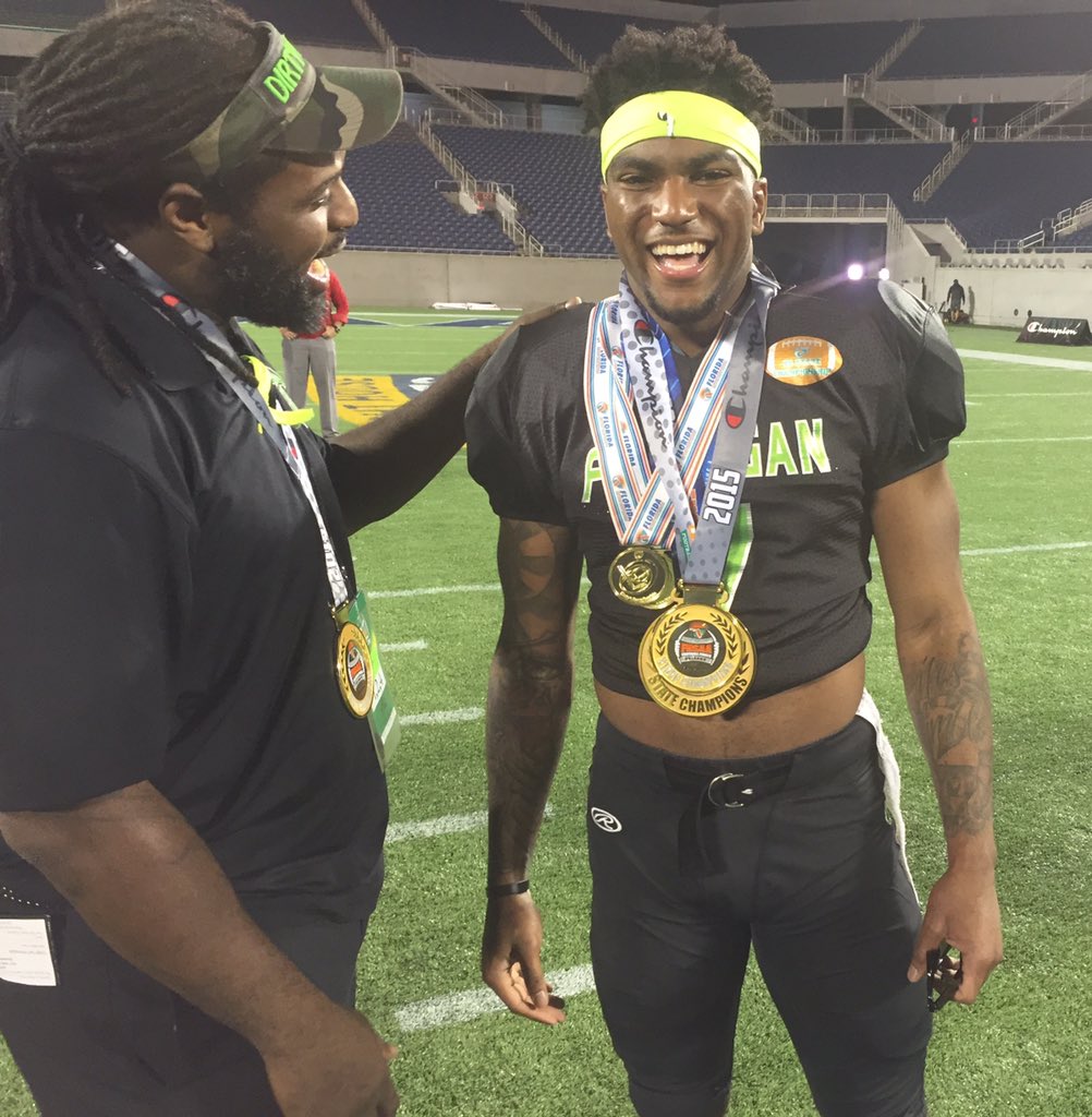 GHamiltonOTF's tweet photo. #ESPN300 &amp; UA @AllAmericaGame WR @D_Snelson2 wearing all 4 state championship gold medals after 8A state title game https://t.co/YElrHOnhc8