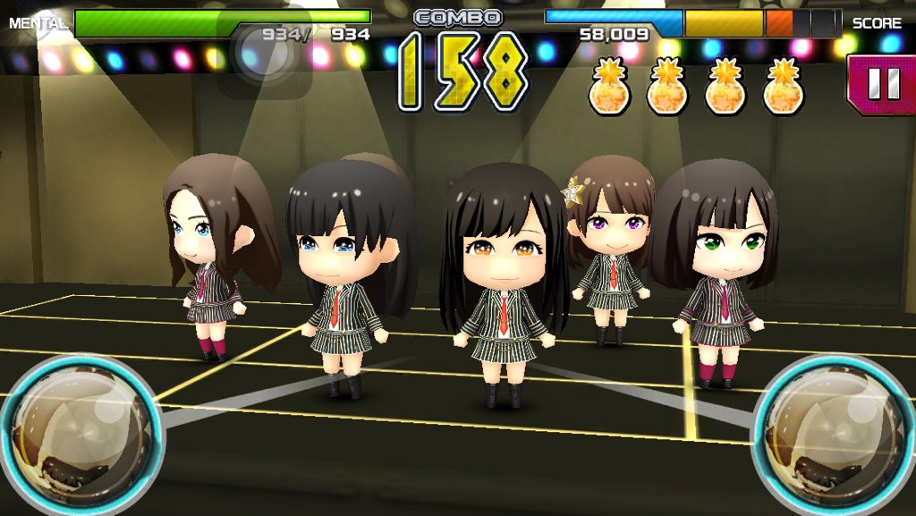 zzz_4038's tweet photo. SKEの初日ver.って衣装の色が2種類あるん？

 #AKB音ゲー https://t.co/qkp1KjR3sA