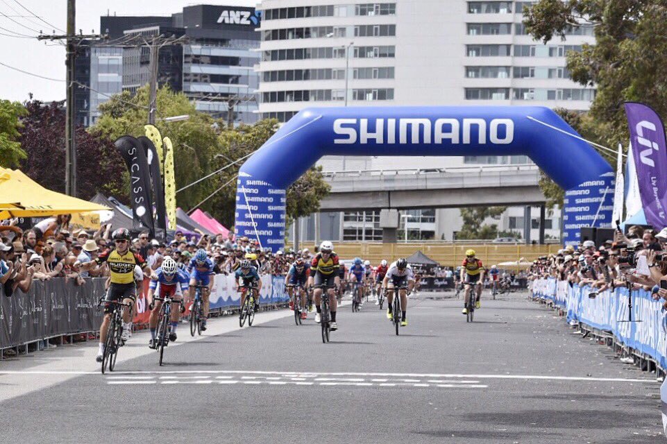 BudgetForklifts's tweet photo. Pic tells a thousand words as they say...Unstoppable lead out by the boys #alwaysraceforthewin #allfor1 https://t.co/MEUYbmdFmV